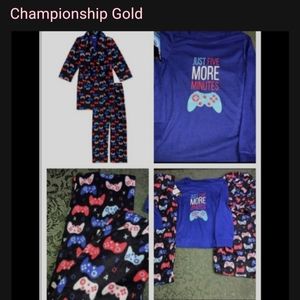 NWT boys 3pc sleepset championship gold SIZE BOYS 4/5 VIDEO GAME